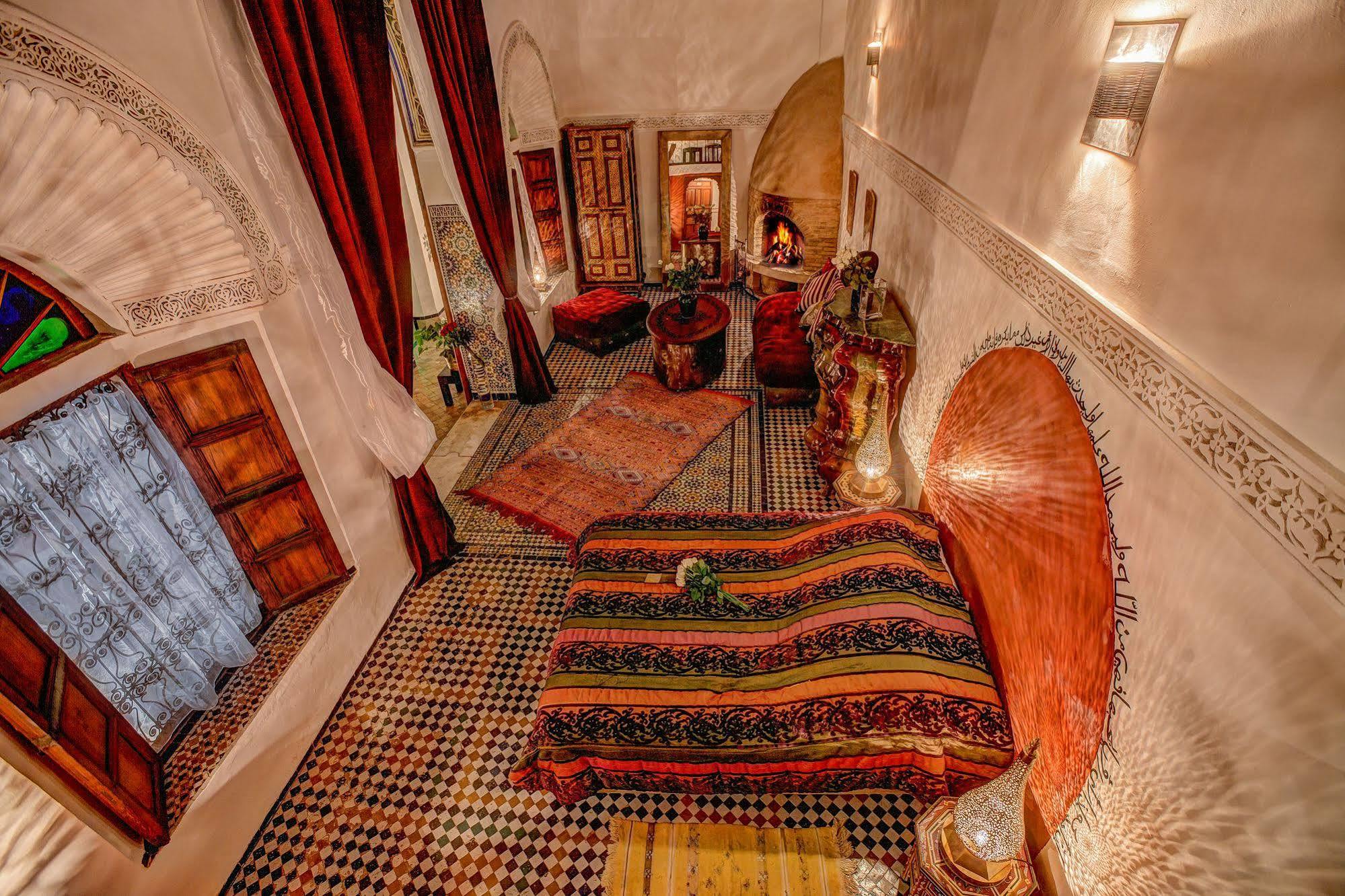 Riad Almaz Fez Buitenkant foto